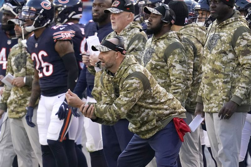 Berencoach Matt Nagy juicht zondag toe.