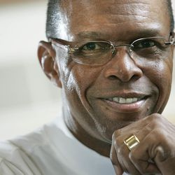 Legendariske Chicago Bears fotballspiller og Pro Football Hall of Famer Gale Sayers, i 2006.