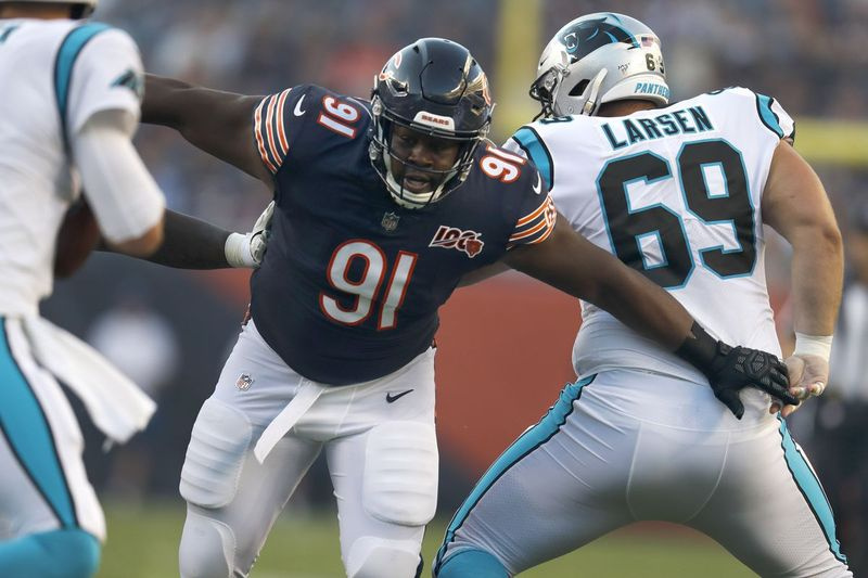 Alatan hidung beruang Eddie Goldman (91) ialah pemain gantian Pro Bowl pada 2019.