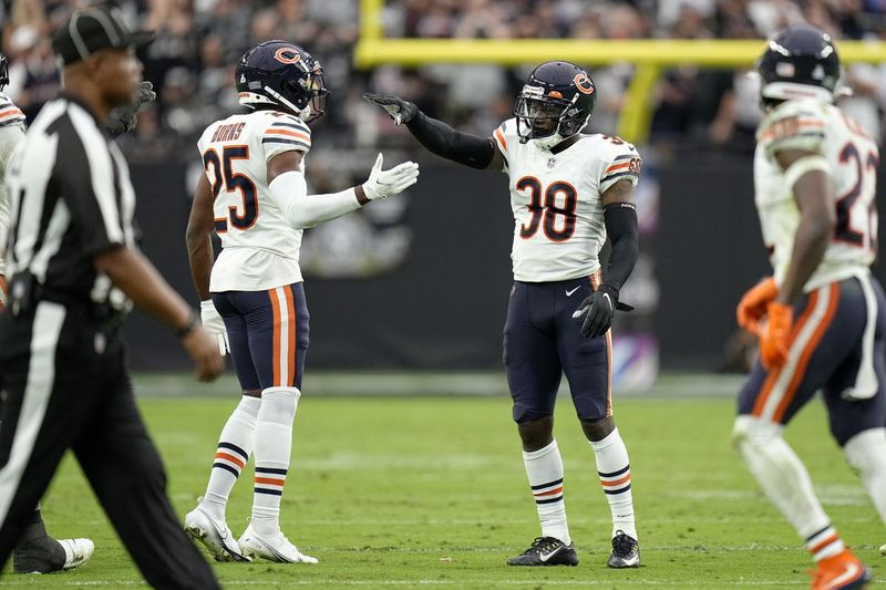 Björnsäkerheten Tashaun Gipson firar på söndag.