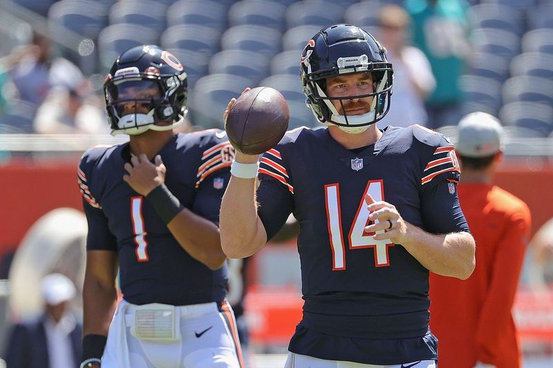 El mariscal de campo Andy Dalton jugará más el sábado que la semana anterior.