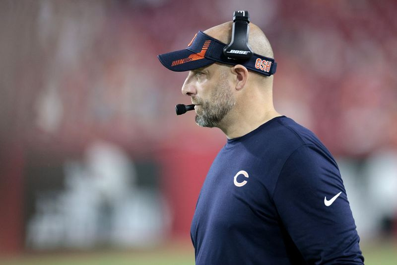 Matt Nagy będzie potrzebował dwóch negatywnych testów w odstępie 24 godzin, aby móc wrócić do Halas Hall i/lub trenować w niedzielę przeciwko 49ers.
