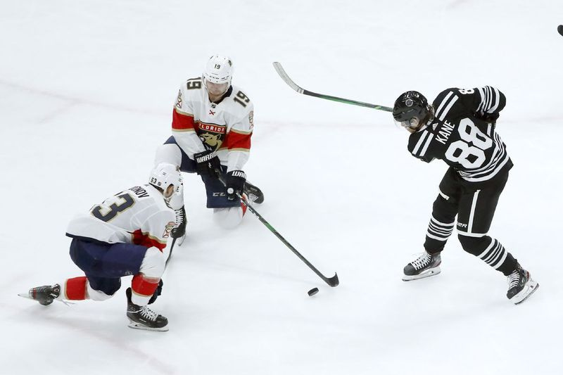 Patrick Kane mencadangkan pada Permainan All-Star format playoff yang mengabaikan persidangan dan pasukan pilihan 1-ke-16. Dengan Timur menguasai Barat musim ini, itu akan menyelesaikan ketidaksamaan NHL yang besar.