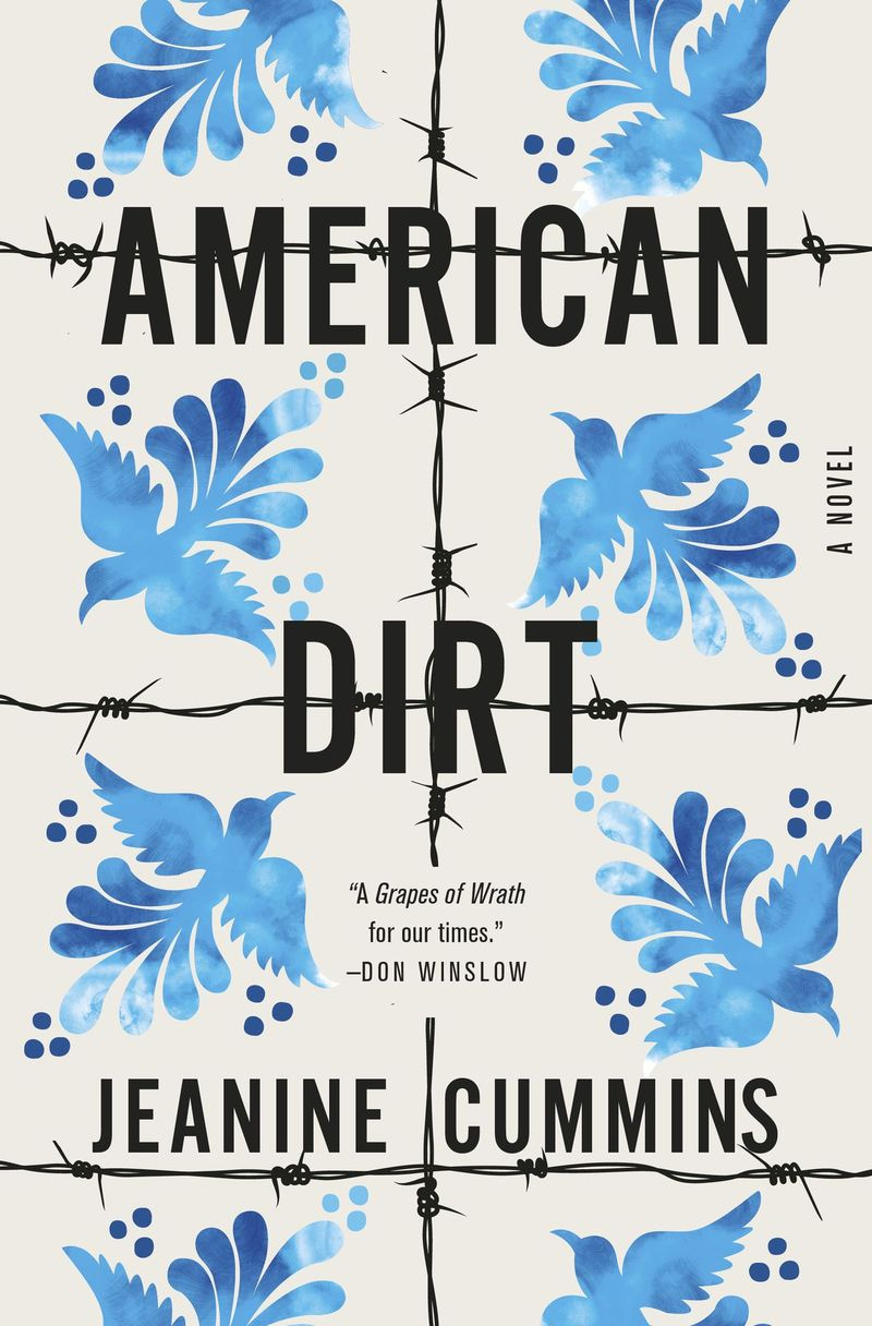 Ta okładka opublikowana przez Flatiron Books przedstawia American Dirt, powieść Jeanine Cummins.