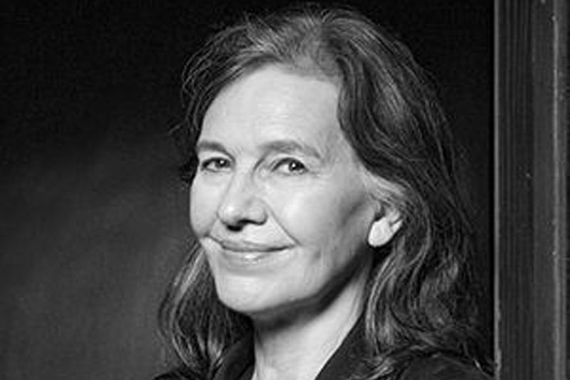 Autorė Louise Erdrich.