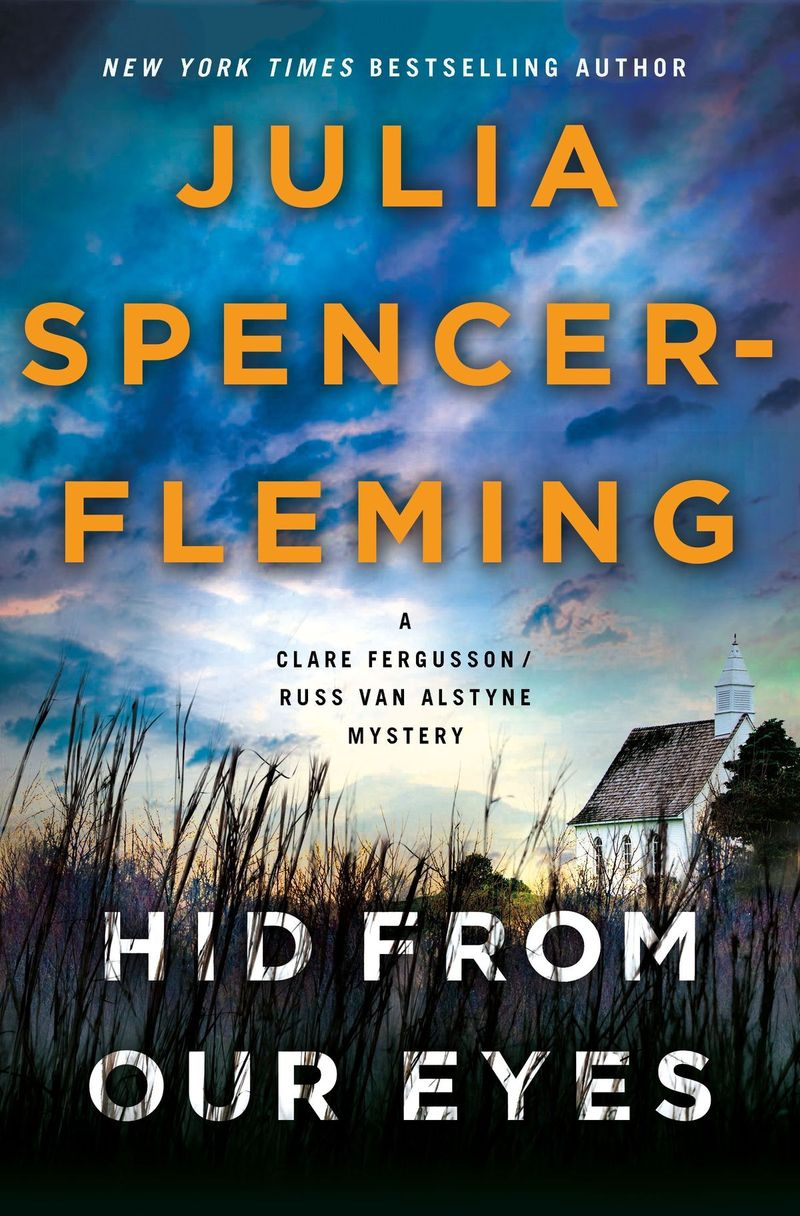 Cliquez pour un extrait de Hid from Our Eyes de Julia Spencer-Fleming.