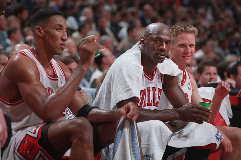 Steve Kerr a Michael Jordan mali rozdielne názory na to, že Scottie Pippen je sebecký.