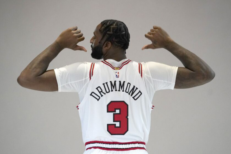  „Bulls“ didvyris Andre Drummondas įdėjo daug darbo į savo tritaškį.