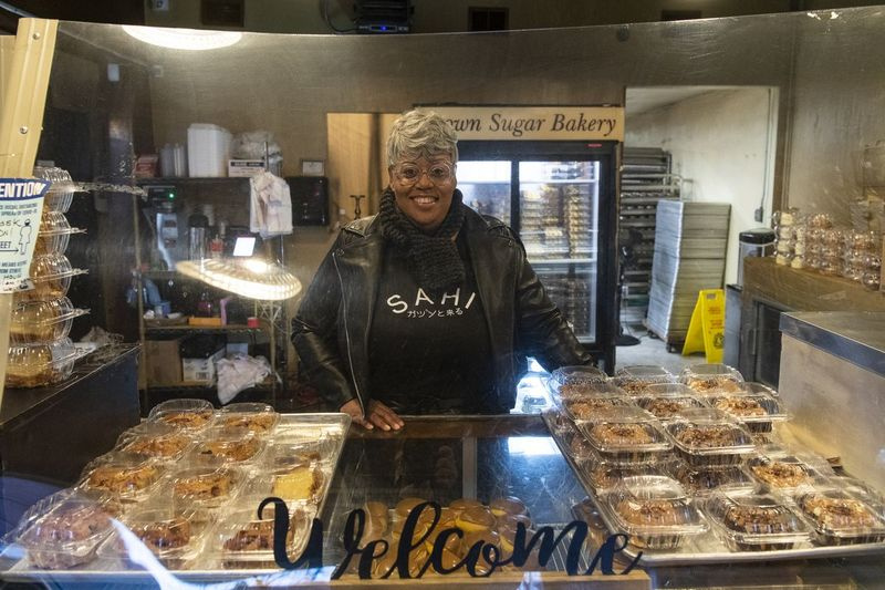 Stephanie Hart, Inhaberin der Brown Sugar Bakery, in ihrem Geschäft in der 328 E. 75th St. im Stadtteil Chatham,