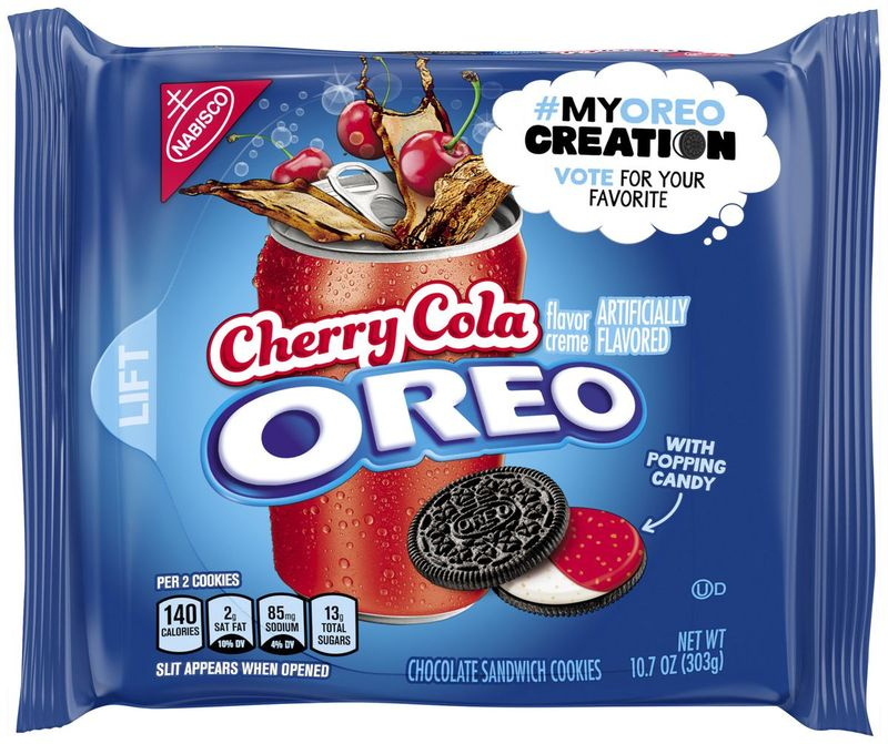 Cherry Cola Oreos haben eine Cremefüllung mit Kirsch-Cola-Geschmack und kleinen Knallbonbons. | Mondelez