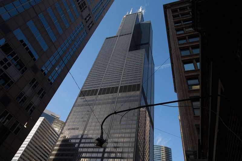 Willis Tower de Chicago, con derechos de denominación que pertenecen a la empresa Willis Towers Watson.