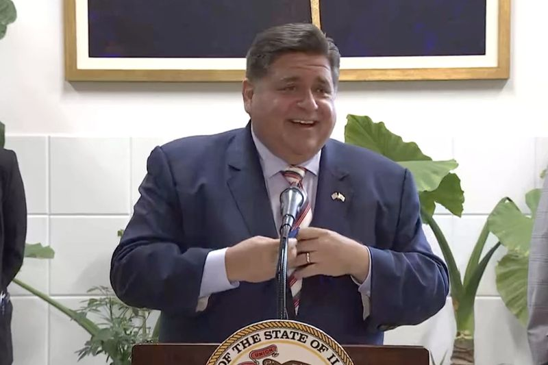 Guverner J. B. Pritzker je v torek objavil 16,5 milijona dolarjev nepovratnih sredstev za gospodarski razvoj.