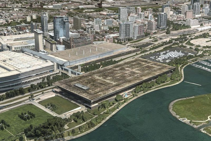 McCormick Place East, også kaldet Lakeside Center, ligger langs østsiden af ​​Lake Shore Drive.