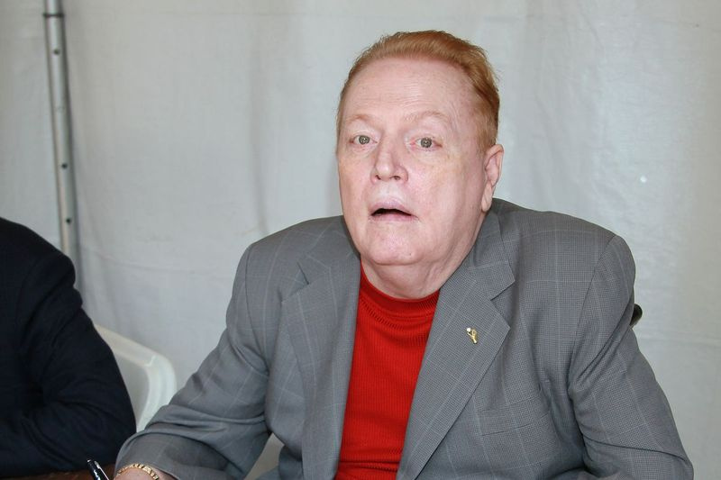 Ο συγγραφέας Larry Flynt παρευρίσκεται στο Los Angeles Times Festival of Books το 2011.