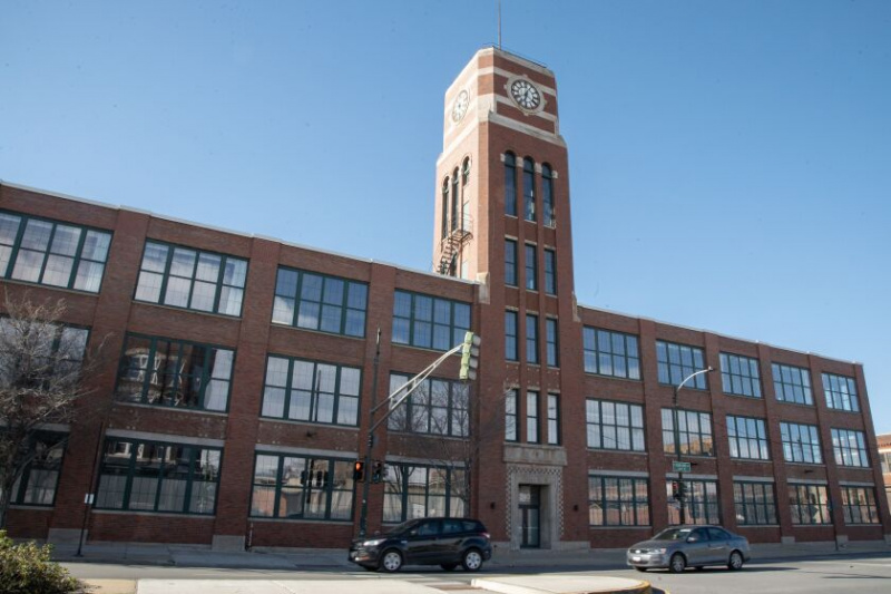   Una antigua fábrica en 240 N. Ashland Ave. en West Loop. Viernes, 11 de noviembre de 2022. | Brian Rich/Sun-Times