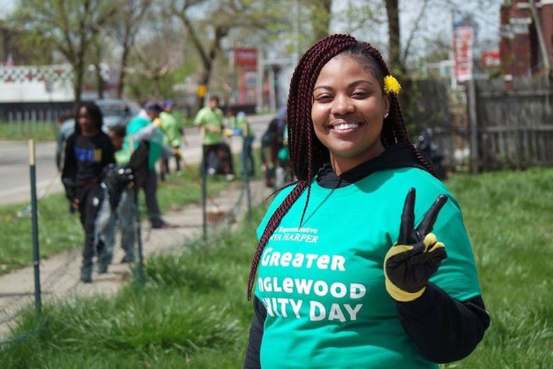 Michelle Rashad yra „Imagine Englewood if“ vykdomoji direktorė, viena iš šešių Čikagos organizacijų, besinaudojančių PepsiCo 5 mln. USD PREP | Pirmadienį pradedama iniciatyva „Tvirčiau kartu“. Jaunimas negali būti tuo, ko nemato, siekti karjeros, kurios nepažįsta, sako ji apie pastangas sukurti karjeros kelius 3000 jaunuolių Pietų ir Vakarų pusėse.