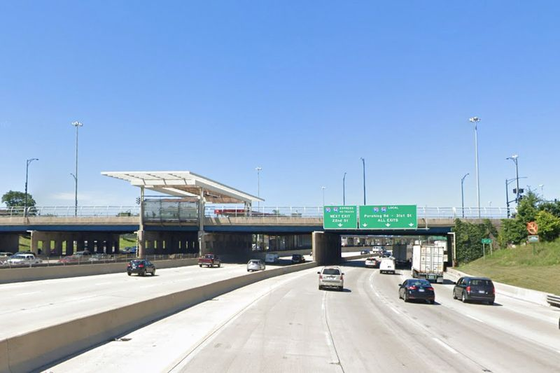 Un hombre resultó herido en un tiroteo en la autopista Dan Ryan Expressway el 19 de febrero de 2020 en Fuller Park.
