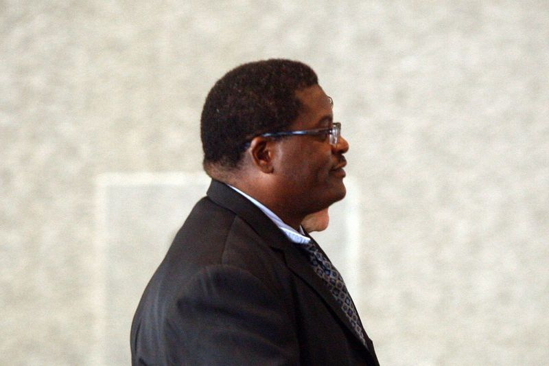 Bekas Polis Chicago Sgt. Ronald Watts ditunjukkan di mahkamah persekutuan pada tahun 2013.