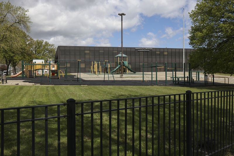 Den tidligere Garrett A. Morgan Elementary School, 8407 S. Kerfoot Ave., var blandt 50 Chicago Public Schools lukket i 2013.