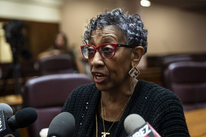 Ald. Carrie Austin s
