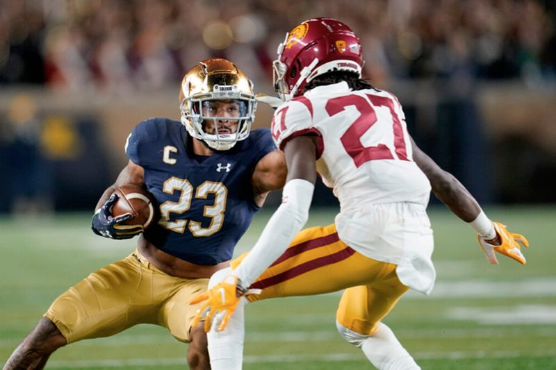Kyren Williams a inscrit une course de touché de cinq verges au deuxième quart et une course de touché d