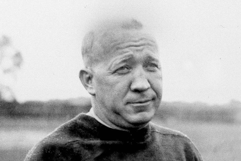 Während der Trainerzeit von Knute Rockne spielte der Ire sieben Mal im Soldier Field.