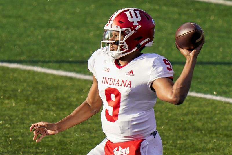 Indiana și quarterbackul Michael Penix Jr. sunt alegerea la modă pentru a supăra Ohio State în Big Ten East.