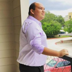Ismael Pérez nel luglio 2018 con un peso di circa 240 libbre.