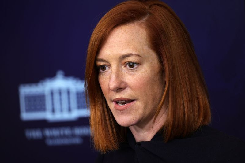 WASHINGTON, DC - 22. JANUAR: Der Pressesprecher des Weißen Hauses, Jen Psaki, nimmt an einer Pressekonferenz des Weißen Hauses im James Brady Press Briefing Room des Weißen Hauses am 22. Januar 2021 in Washington, DC teil. Psaki diskutierte verschiedene Themen, darunter die Wirtschaftskrise, die durch die COVID-19-Pandemie verursacht wurde. (Foto von Alex Wong/Getty Images) ORG XMIT: 775614355