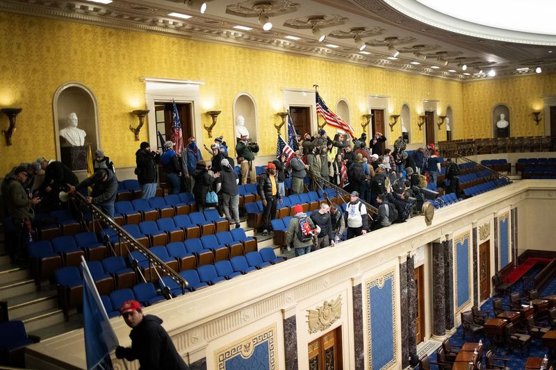 Il Congresso tiene una sessione congiunta per ratificare le elezioni presidenziali del 2020