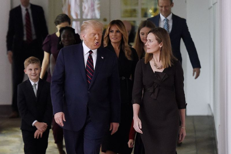US-VOTE-COURT-TRUMP-BARRETT
