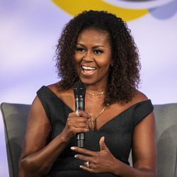 Bývalá první dáma Michelle Obamová hovoří během summitu Obama Foundation na Illinois Institute of Technology na South Side, úterý 29. října 2019.