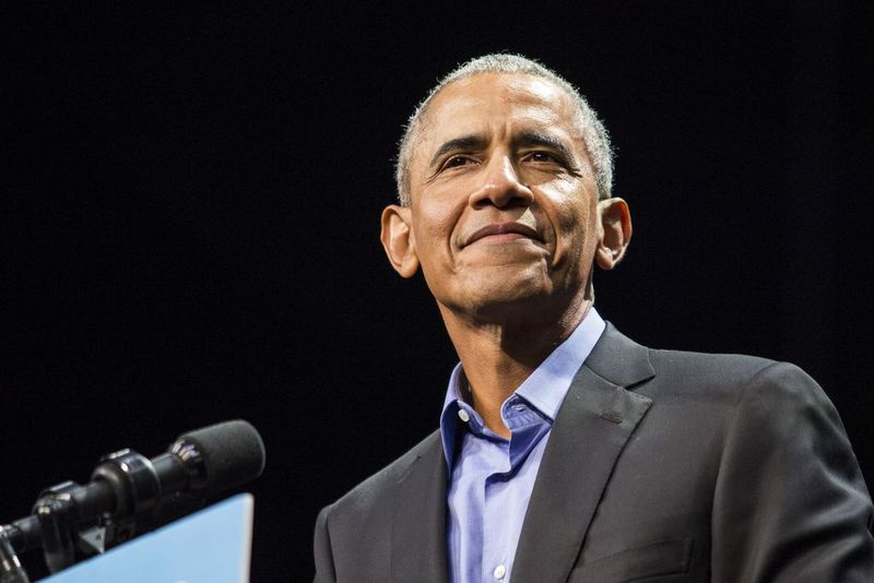 Rasuah yang dihalalkan — begitulah cara bekas Presiden Barack Obama menggambarkan amalan ahli politik Illinois mengantongi wang kempen.