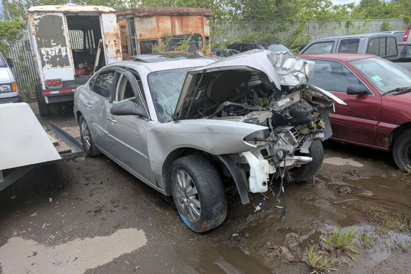 Dies ist der Rest eines Gebrauchtwagens, der mit einem offenen Rückruf wegen eines defekten Zündschalters verkauft wurde, nach einem Unfall, bei dem der Fahrer, ein Markham-Mann, schwer verletzt wurde.