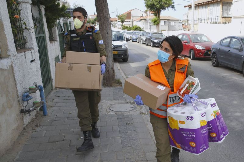 Los servicios de comestibles en línea luchan por satisfacer el aumento de la demanda