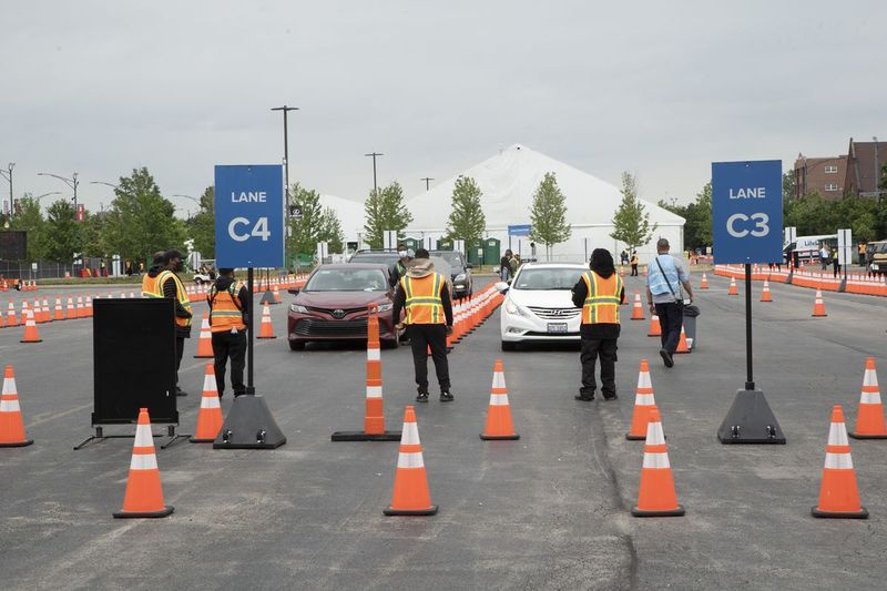 United Center-vaccinationsplatsen torsdagen den 24 juni 2021, den sista dagen för driv-thru-operationer.