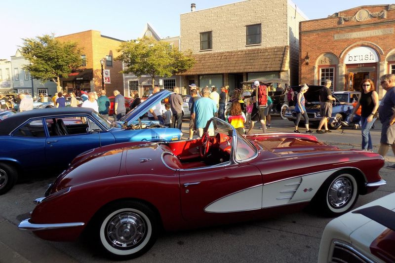Noite do cruzeiro em Cary, Illinois.