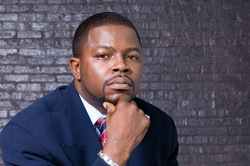 Le promoteur de Chicago Maze Jackson.