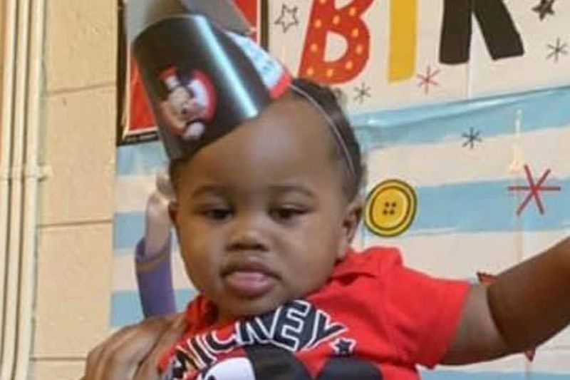 Kayden Swann blev alvorligt såret, da han blev ramt i tindingen af ​​en kugle, der blev affyret under en hændelse på vejene den 6. april på Lake Shore Drive.