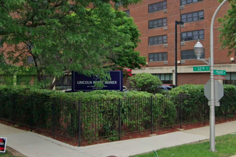  Lincoln Perry Apartments przy 32nd Street i Prairie Avenue.