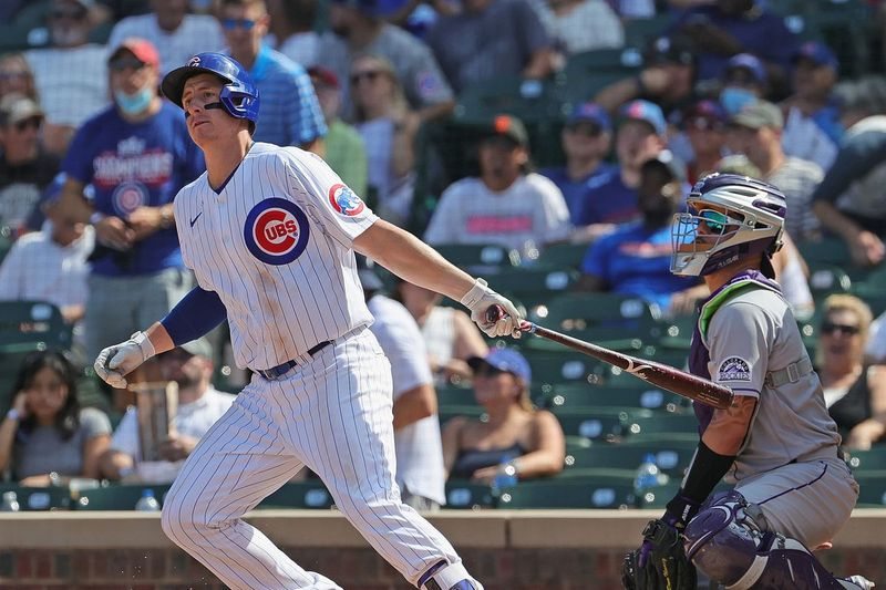 Frankas Schwindelis rugpjūčio 25 d. Wrigley Field aikštėje pataikė trigubą prieš Rockies.