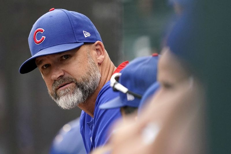 Managerul David Ross și restul conducerii Cubs cred că știu cum să facă echipa din nou competitivă.