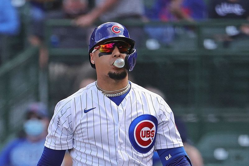 Javy Baez torna in panchina dopo aver battuto i Brewers il 7 aprile. È uno dei tanti battitori dei Cubs in difficoltà.