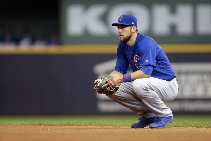 Den tidigare Cubs-spelaren Ben Zobrist hävdar i en rättegång att hans fru Julianna hade en affär med deras pastor.
