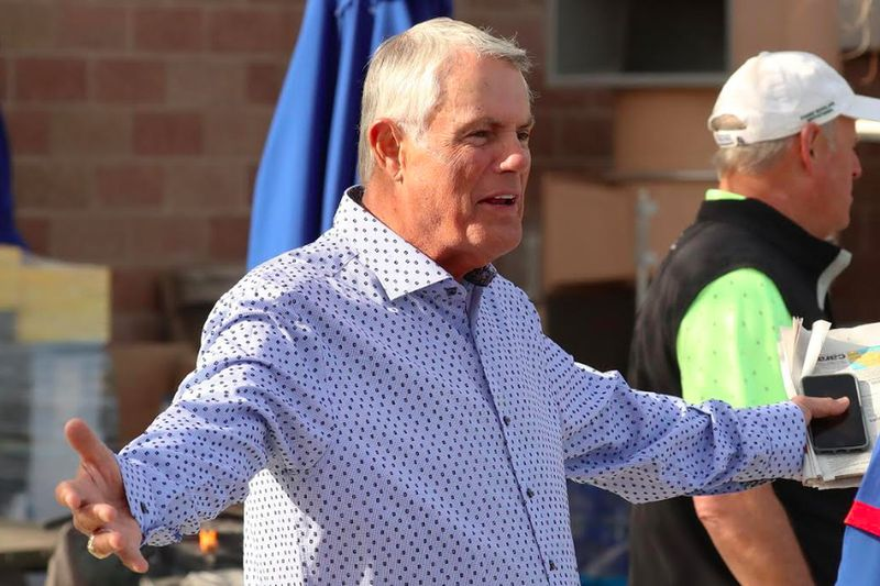 Een fitte, gezond ogende Lou Piniella op Cubs camp woensdag.