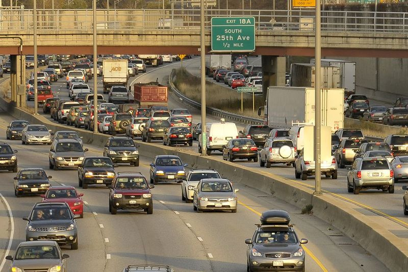 Årsrapporten för INRIX Global Traffic Scorecard listar också Eisenhower Expressway - särskilt från I-290/294 till I-90/94 Interchange - som den mest överbelastade vägen i landet.