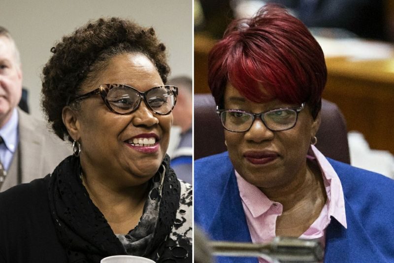 Cook County Clerk Karen A. Yarbrough, venstre; Ald. Pat Dowell (3.), til højre.