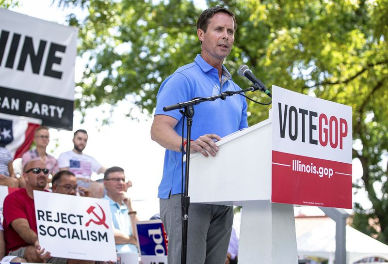 Den amerikanske rep Rodney Davis, R-Ill., taler til publikum på Illinois State Fair i Springfield i 2019.