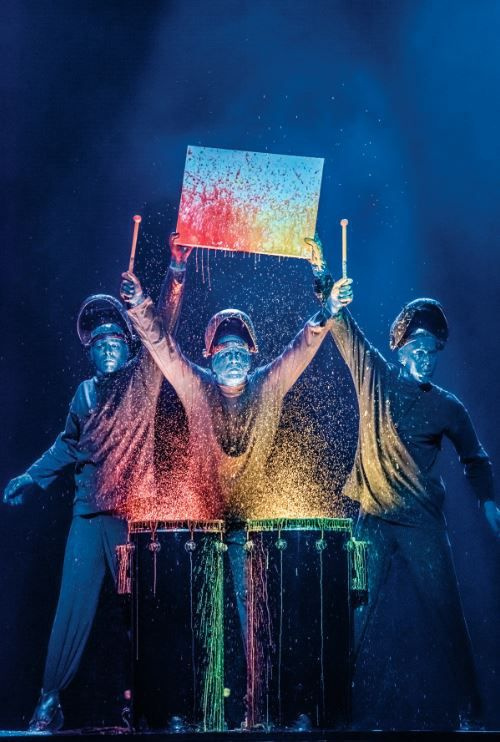 Blue Man Group actúa en el Briar Street Theatre de Chicago. | LINDSEY MEJOR