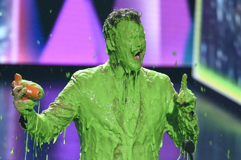 Chris Pratt reageerib pärast salenemist, võttes 2019. aastal Los Angeleses Nickelodeon Kids’ Choice Awardil vastu lemmiku tagumikku lööja auhinna filmi Jurassic World: Fallen Kingdom eest.